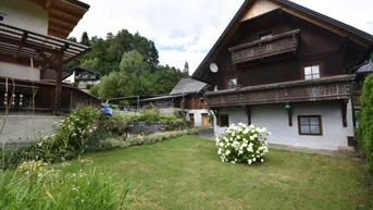 Expose Wohnhaus mit Nebengebäuden, Grün- und Baufläche - 2 getrennte Wohneinheiten