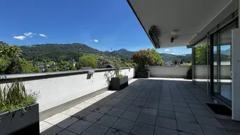 Expose Exklusive Wohnung mit hochwertiger Ausstattung, traumhaftem Ausblick &amp; großzügiger Terrasse zur Miete