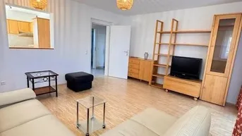 Expose Frisch sanierte und sonnige Wohnung mit Terrasse &amp; Garten in ruhiger, zentraler Lage – Tiefgarage inkl.