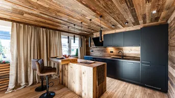 Expose ***FREIZEITWOHNSITZ*** Chalet neuwertig in den Kitzbüheler Alpen 1 Std. von München PROVISIONSFREI