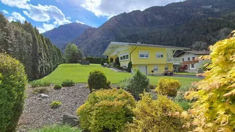 Expose Einfamilienhaus mit Erweiterungsmöglichkeiten - Grundstücksgröße lt. Kataster ca. 2.224 m²