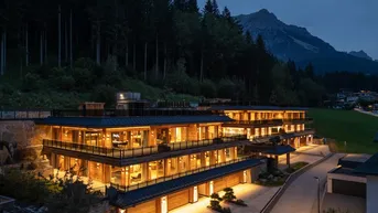 Expose Luxus, Großzügigkeit &amp; Vielseitigkeit – Chalet mit 3 Wohneinheiten