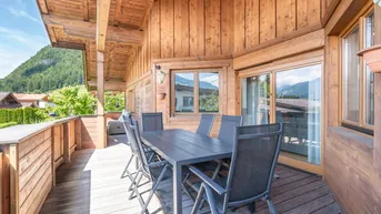 Expose Dachgeschosswohnung mit Terrasse und Kaiserblick