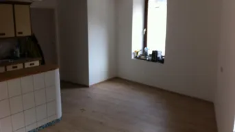 Expose Attraktive 4-Zimmer-Wohnung mit Küche in Weyer