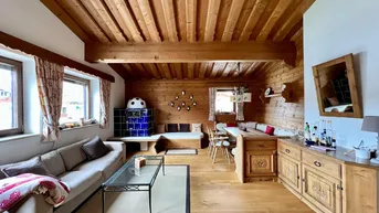 Expose Bezaubernde Ferienwohnung im alpinen Chic in Oberndorf mit Freizeitwohnsitz 