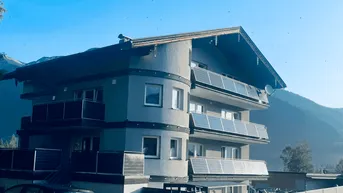 Expose Appartement mit 6 kernsanierten Wohnungen 