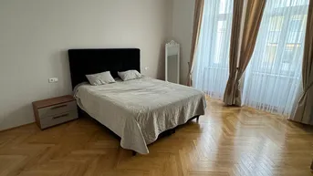 Expose 3-Zimmer-Wohnung im restauriertem Altbau. Min. 1 Jahr