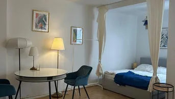 Expose Grünblick im 8. 