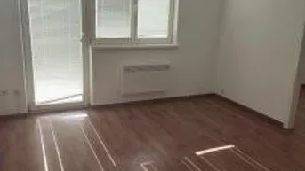 Expose Vollständig renovierte 1,5-Zimmer-Wohnung mit Balkon in bester Lage