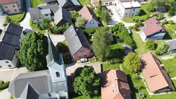 Expose Sonniges Mehrfamilienhaus mit Nebengebäude und Garten