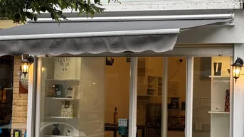 Expose Café mit Terrasse