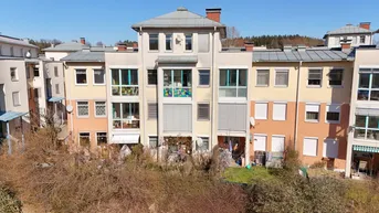 Expose Familienhit! 4-Zimmer-Maisonette mit Wintergarten &amp; Tiefgaragenstellplatz an der Glan