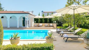 Expose Villa My Lia: Mediterrane Leichtigkeit trifft architektonische Klarheit – ein Rückzugsort nahe Poreč