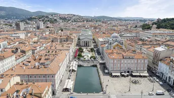 Expose Elegante Mansarde - Ihr Wohntraum am Canal Grande in Triest!