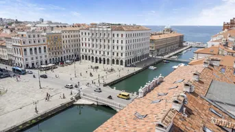 Expose Elegante Mansarde - Ihr Wohntraum am Canal Grande in Triest!