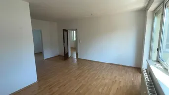 Expose Helle 3 Zimmerwohnung zum Wohlfüllen! Warmmiete!