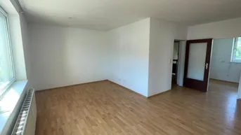 Expose Helle 3 Zimmerwohnung zum Wohlfüllen! Warmmiete!
