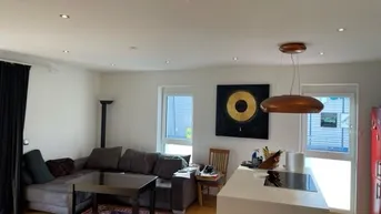 Expose Neuwertige Wohnung mit drei Zimmern sowie Balkon und EBK in Kufstein