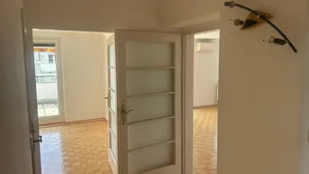 Expose Dachgeschoß Wohnung mit Terrase!