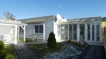 Expose Reihenhaus-Bungalow mit gr. Wintergarten 
