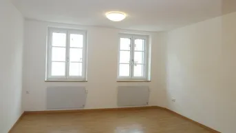 Expose Schöne Garconnière im Zentrum von Braunau zu vermieten