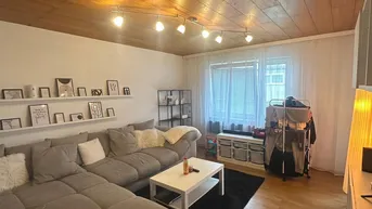 Expose Helle 80 m² Wohnung - Top Ausstattung - Großer Garten zur freien Gestaltung