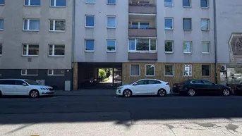 Expose „Sorgenfrei investieren: Vermietete 3-Zimmer-Wohnung in Wien mit laufenden Mieteinnahmen“