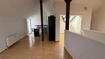 Expose Charmante Dachgeschosswohnung mit unglaublichem Potential in Graz - Nähe Hauptbahnhof