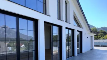 Expose Modernes 4-Zi Penthouse mit Panoramablick - Wohnen über den Dächern von Glasenbach