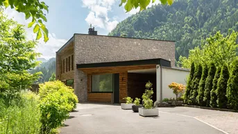 Expose Moderne stilvolle Villa in unvergleichlicher Lage „Alpine Exklusivität auf höchstem Niveau“