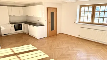 Expose Lichtdurchflutende Dachgeschosswohnung mit 2 Zimmer in sehr guter Lage 1020 Wien