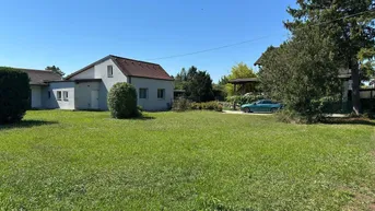 Expose Doppelgrundstück inkl. Bungalow in ruhiger Grünlage mit großzügigem Garten und Photovoltaikanlage