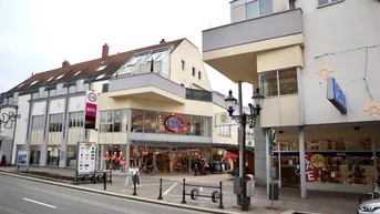 Expose Hoch frequentiertes Geschäftslokal (ehemaliger Libro) direkt in Stoke-City Plaza