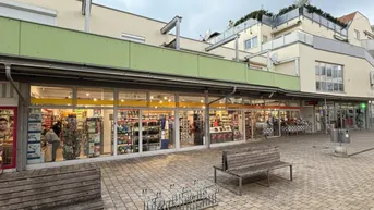 Expose Hoch frequentiertes Geschäftslokal (ehemaliger Libro) direkt in Stoke-City Plaza