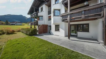 Expose QVIII - ERDGESCHOSSWOHNUNG MIT TERRASSE UND GARTEN