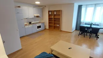 Expose 2 Zimmerwohnung in Maximilianstraße 23, 65m2 ab sofort