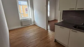 Expose Modernisierte 4-Zimmer Altbauwohnung mit Aufzug Top Lage