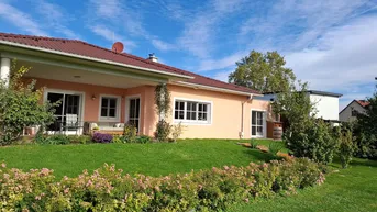 Expose Barrierefreier Bungalow mit Schwimmteich und Garten