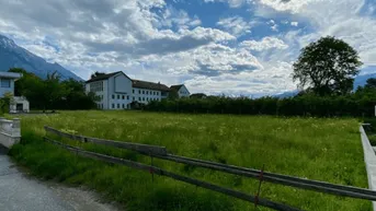 Expose Sonniges Grundstück in bester Lage in Hall-Heiligkreuz