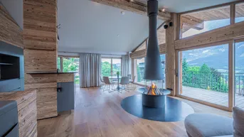 Expose Edle Chalets in „Ski-in &amp; Ski-out“-Lage mit imposanten Kaiserblick