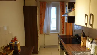 Expose Suche WG-Mitbewohner*in für geräumige Wohnung mit 3 Zimmer