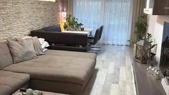Expose Traumwohnung mit Terrasse und Gartenzugang in Schörfling am Attersee