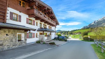 Expose Logenplatz zum Wilden Kaiser - edles Penthouse mit Aufzug in die Wohnung