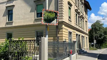 Expose Helles 45m² Zimmer - Wohnfläche mit Loggia und Stellplatz