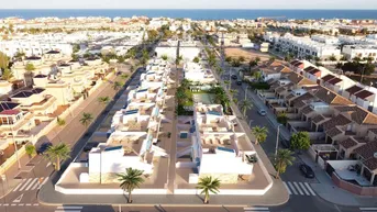 Expose Exklusive Villa nur wenige Meter vom Strand entfernt mit Pool