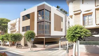 Expose Luxusapartment mit Infinity-Pool und Blick auf das Meer.