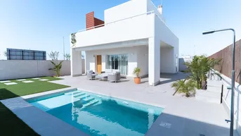 Expose Key Ready Villa im mediterranen Stil, voll möbliert