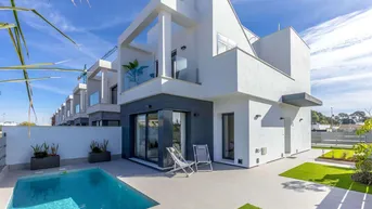Expose Exklusives Einfamilienhaus, nur wenige Meter vom Strand entfernt.