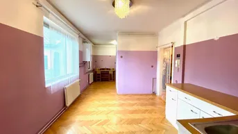 Expose 2-Zimmer Praxis mit Gäste-WC und Küche in Hainfeld
