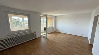 Expose Helle Zweizimmerwohnung mit Weitblick ins Grüne- Gut angebunden